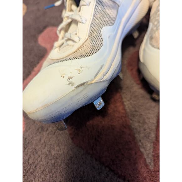 EUC Under Armour Glyde MT - Women's softball cleats size 7.5 - Picture 6 of 9